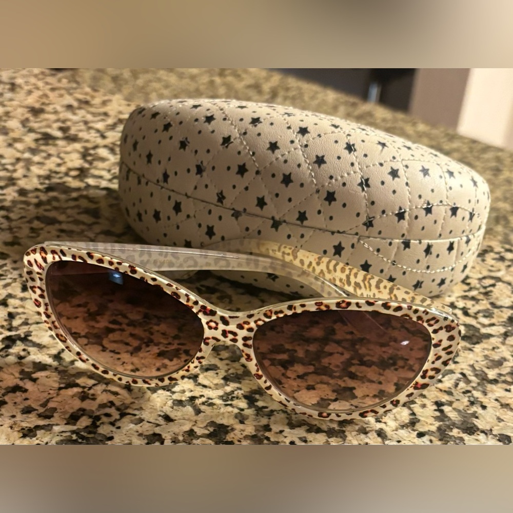 Leopard sunglasses